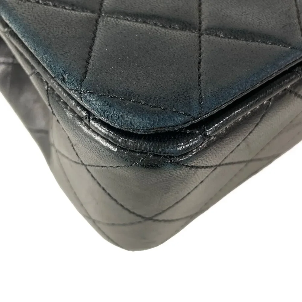 CHANEL single flap
